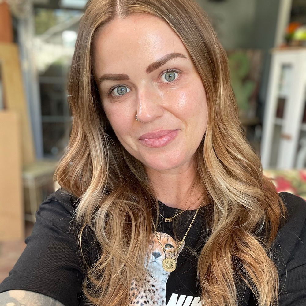 Meet your Posher, Mae